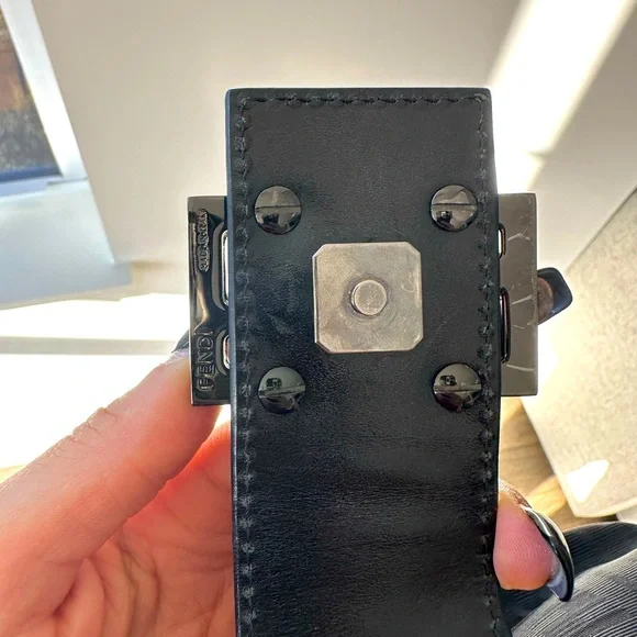 SOLD‼️Fendi Vintage Baguette Shoulder Bag Black - Picture 12 of 12